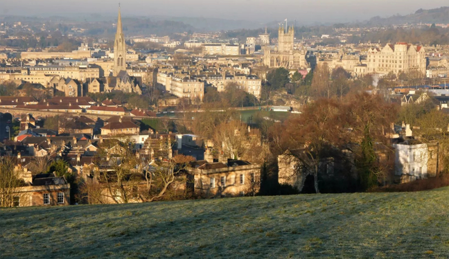 Bath-airport-transfers providing reliable transport to Bathwick in Bath