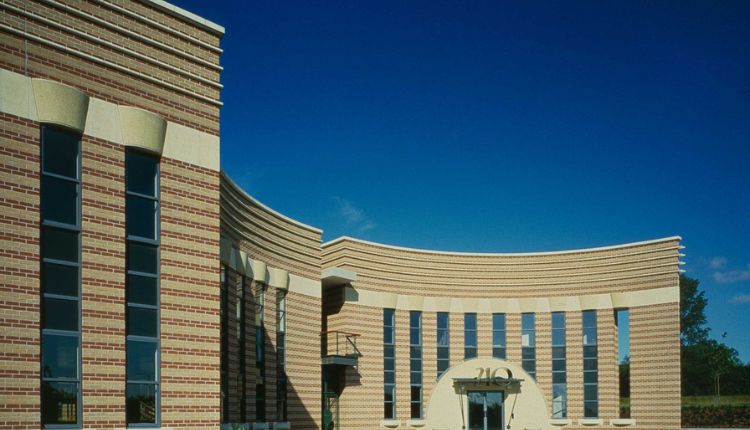 Executive airport transfers in Bristol providing corporate transport to Aztec West Business Park