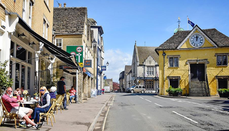 Tetbury Cotswolds Chauffeur Service