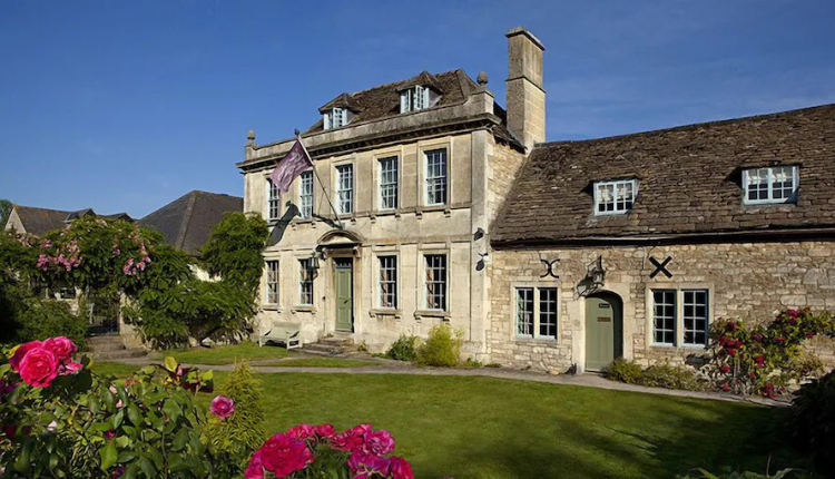 The Moonraker Hotel in Trowbridge, a historic country house with gardens in Wiltshire