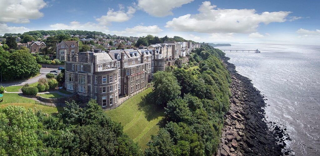 Clifftop hotels and coastline overlooking the Bristol Channel in Clevedon, Somerset