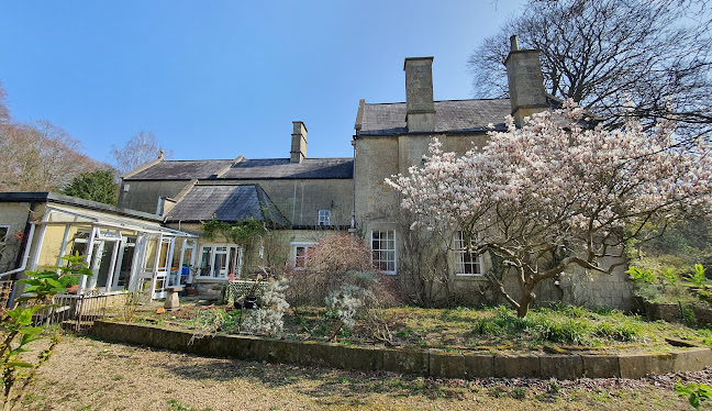 Bath-airport-transfers providing convenient transport to Combe Down in Bath