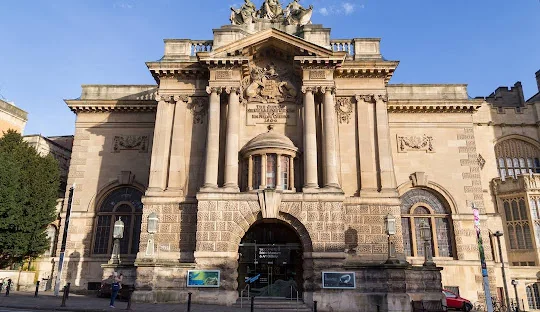 Historic building in Bristol city centre – Xverso Chauffeur Services in UK