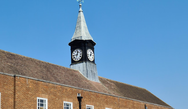 Highworth Executive Chauffeur Travel